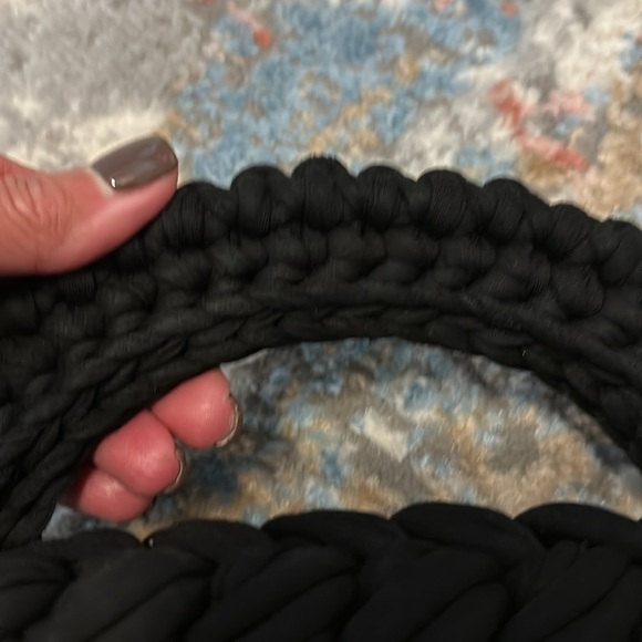 Handbag Handmade Crossbody Woven Purse NEW Black With Gold Crossbody Chain - Picture 7 of 9